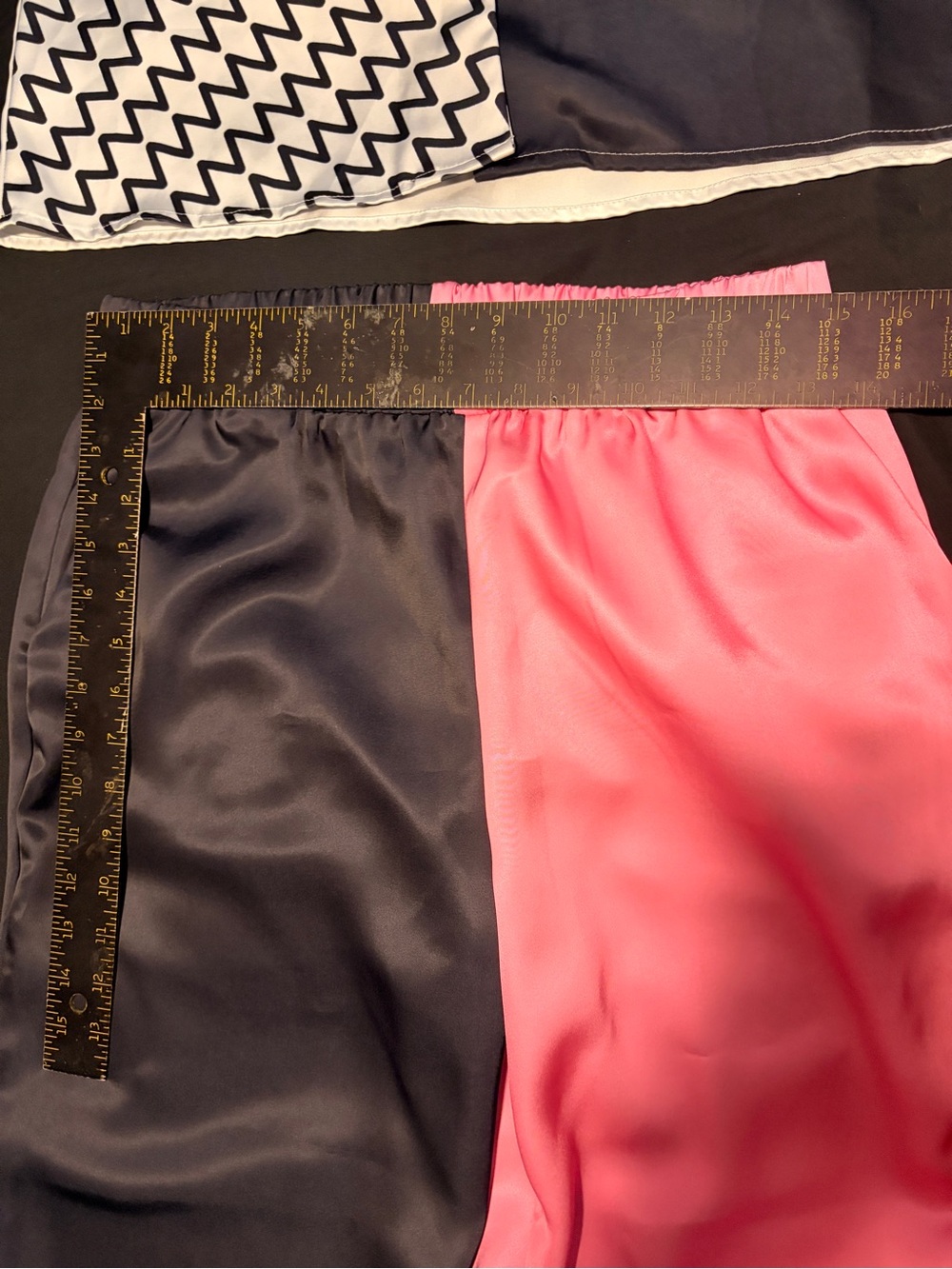 WKND Chasers — Zigzag Checkerboard Smiley Pajama Set - Black & Pink — LARGE - Picture 4 of 7